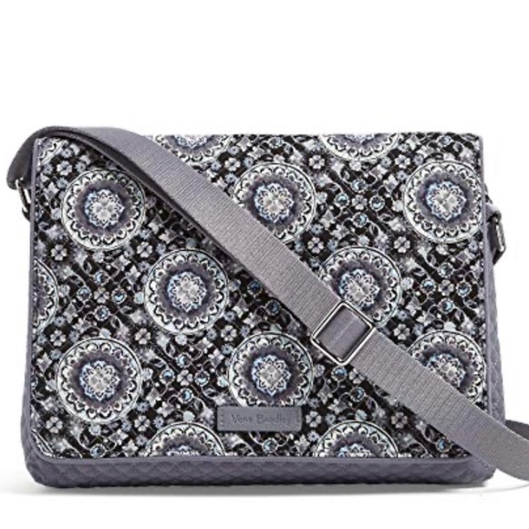 Vera Bradley Turnabout Crossbody Charcoal Gray And Blue Medallions - Picture 1 of 13